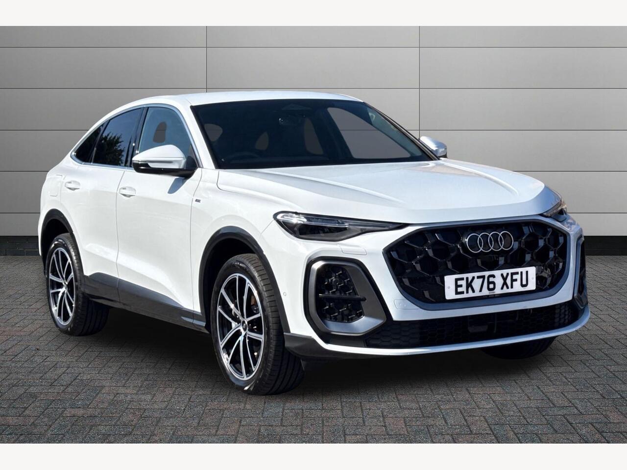 Main listing image - Audi Q5