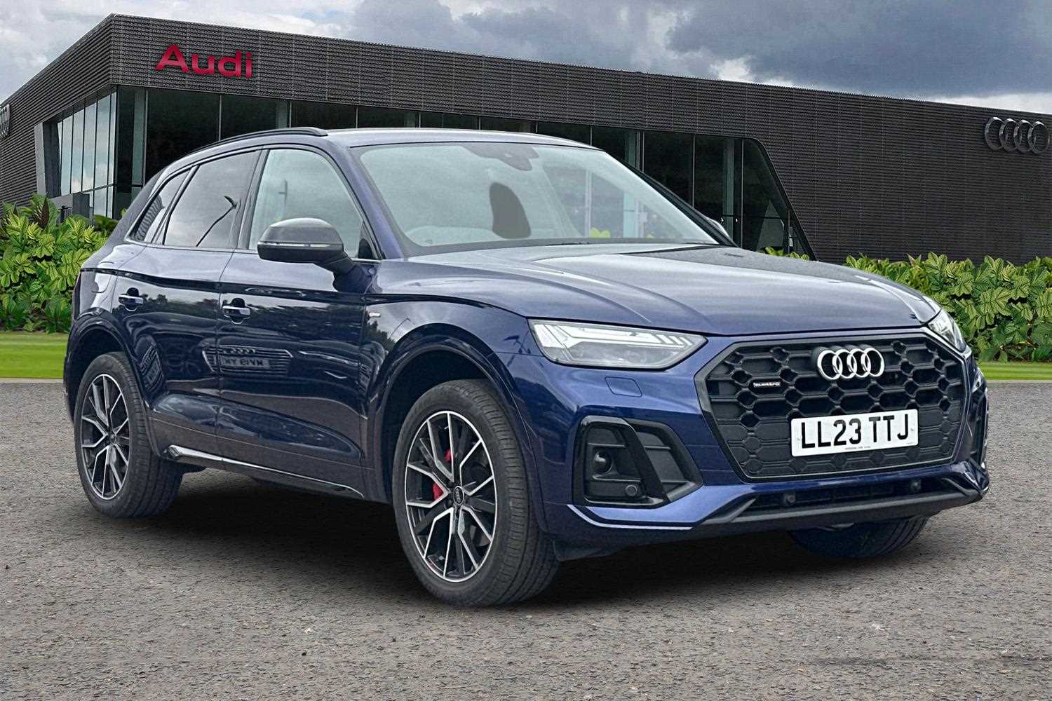 Main listing image - Audi Q5
