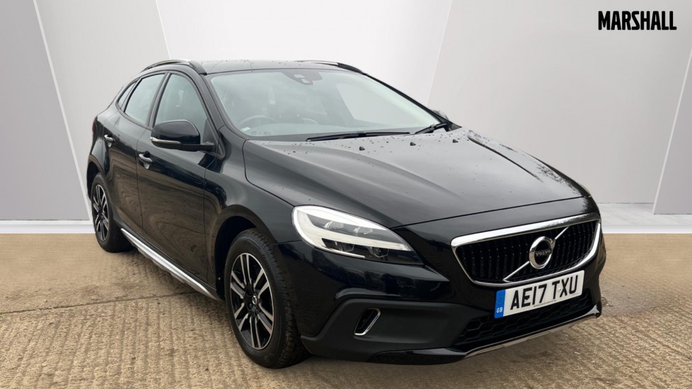Main listing image - Volvo V40 Cross Country