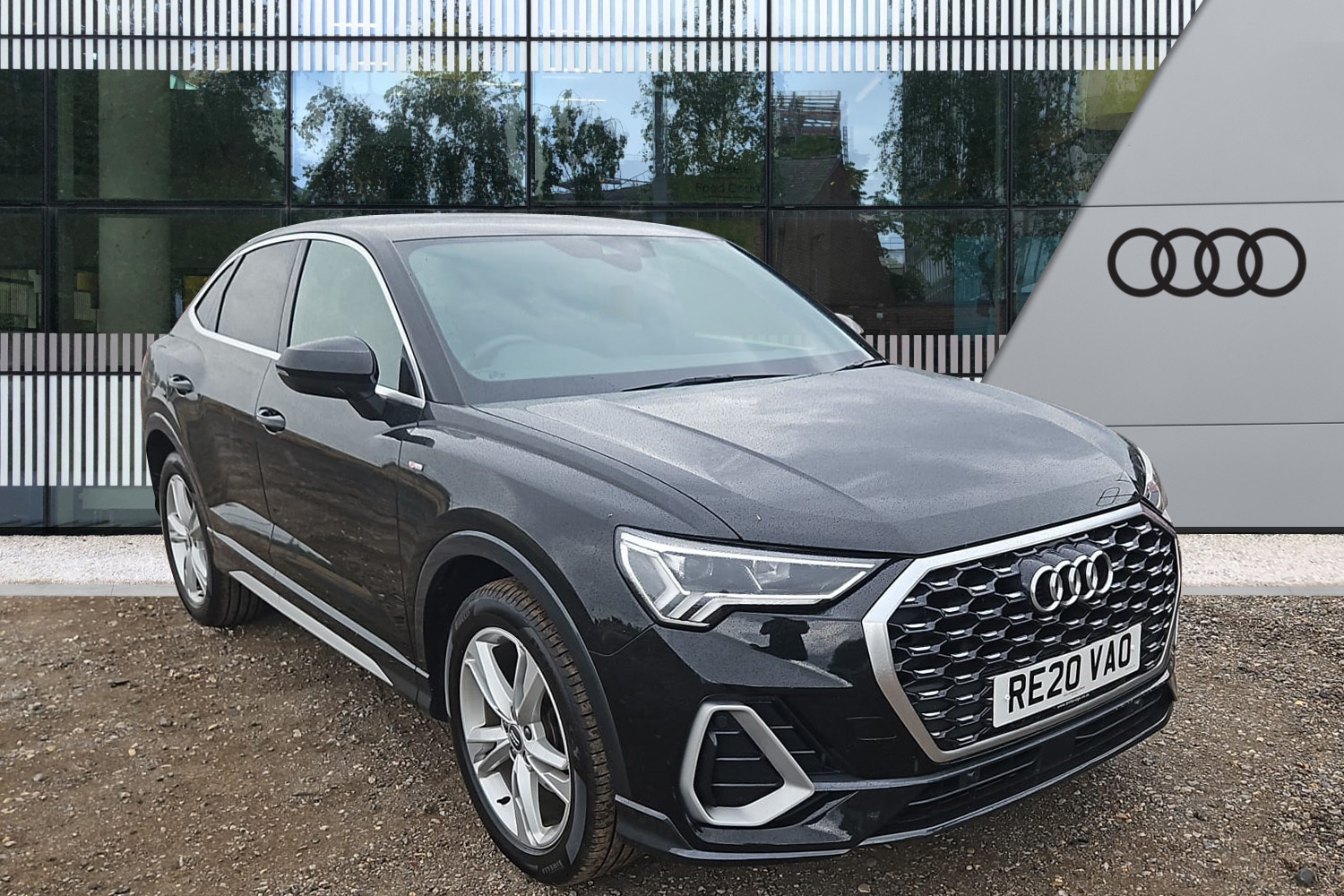 Main listing image - Audi Q3
