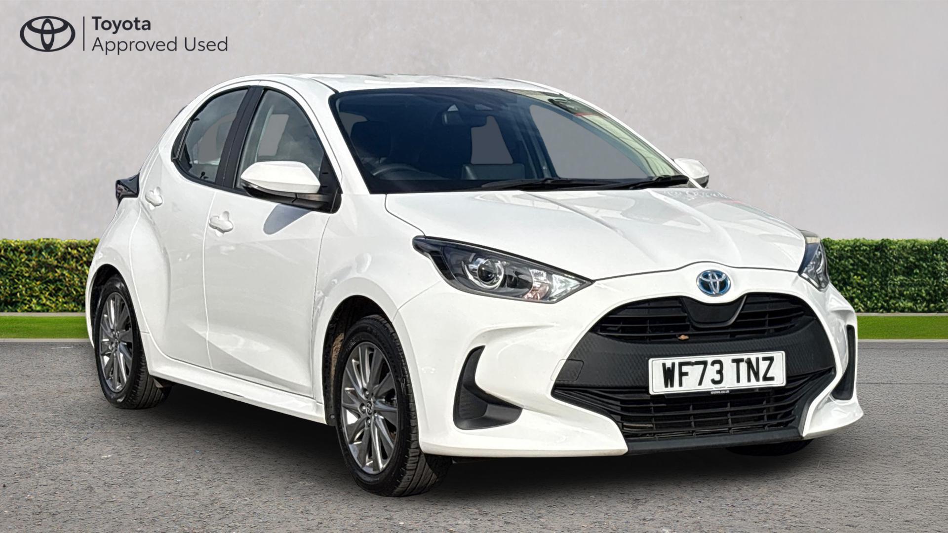 Main listing image - Toyota Yaris