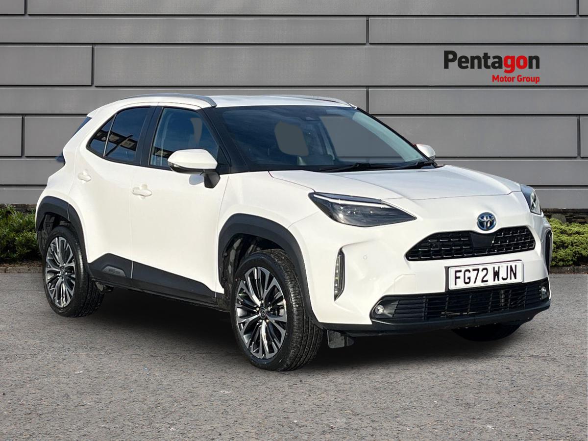 Main listing image - Toyota Yaris Cross