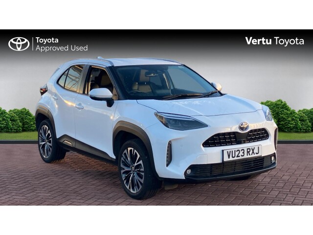 Main listing image - Toyota Yaris Cross