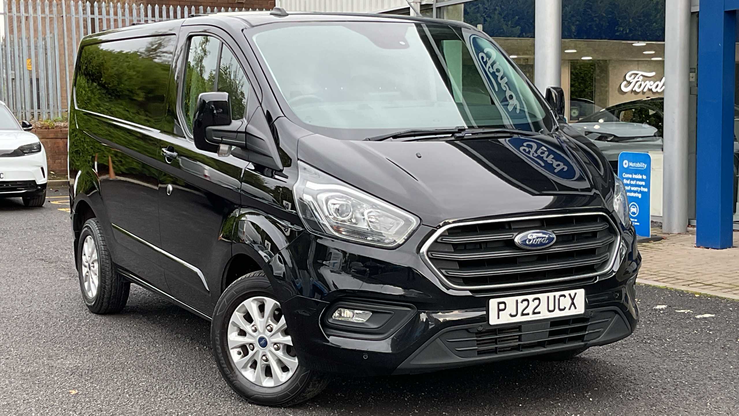 Main listing image - Ford Transit Custom