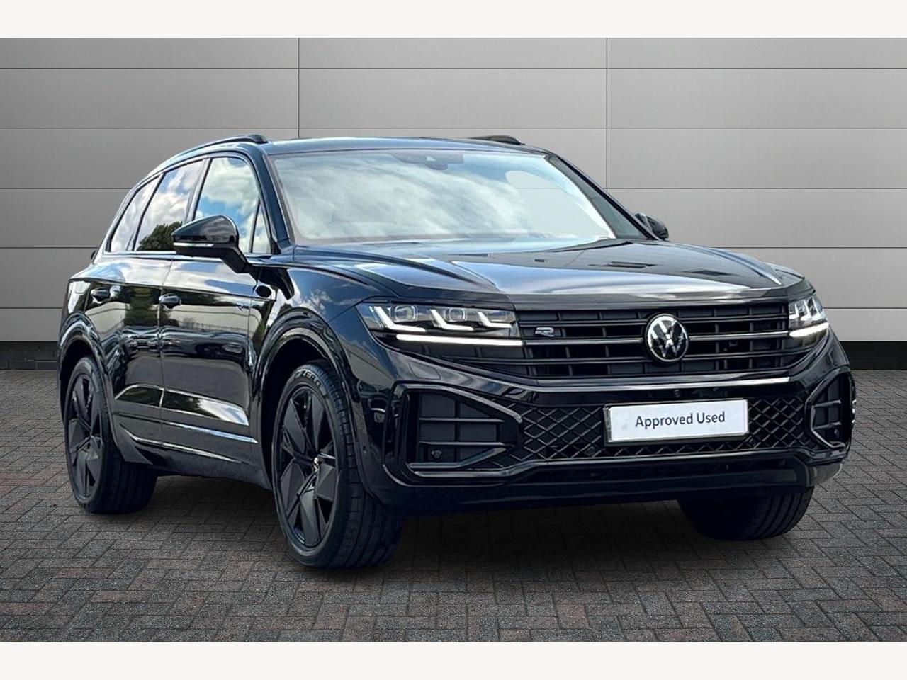 Main listing image - Volkswagen Touareg
