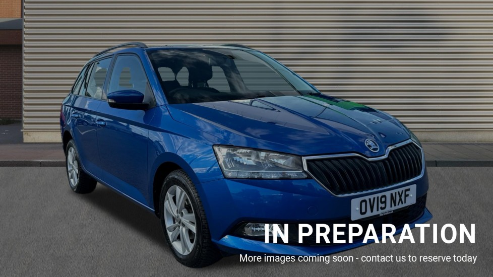 Main listing image - Skoda Fabia Estate