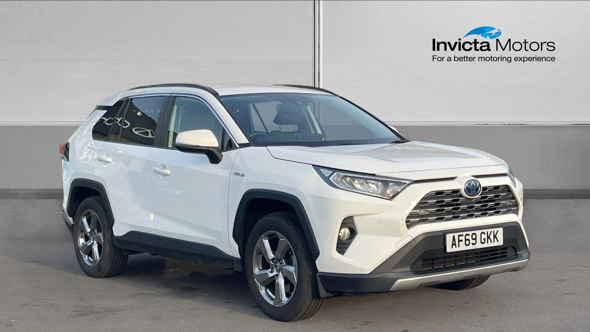 Main listing image - Toyota RAV4