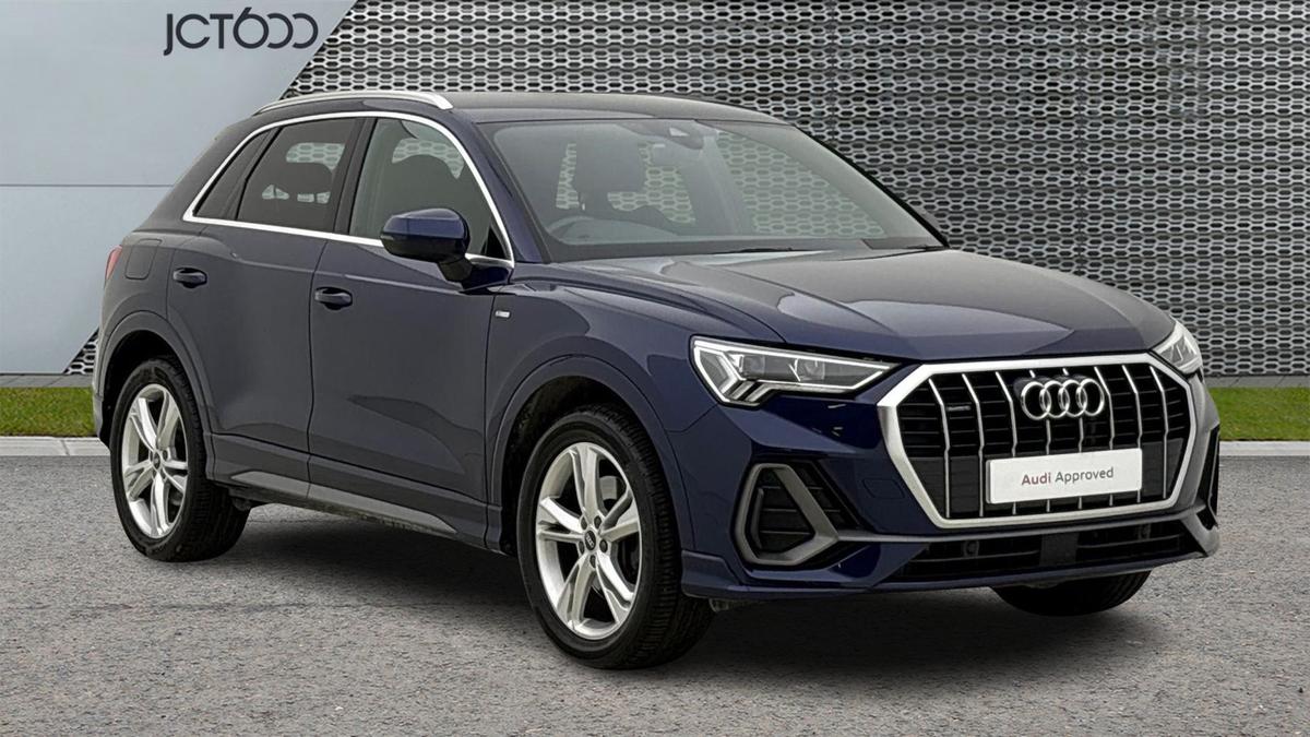 Main listing image - Audi Q3