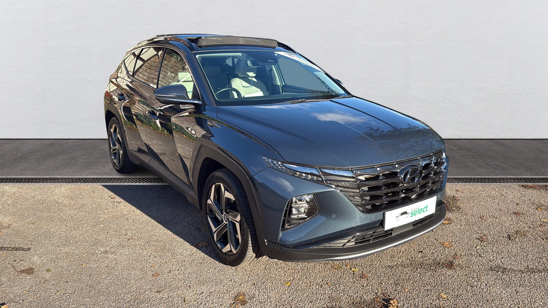 Main listing image - Hyundai Tucson