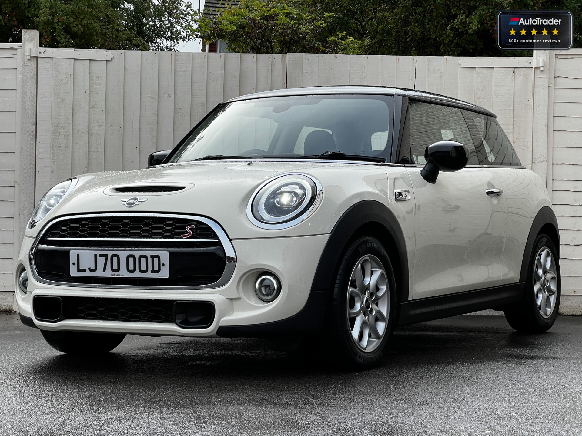 Main listing image - MINI Hatchback