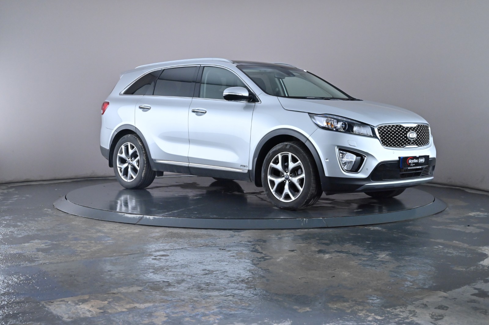 Main listing image - Kia Sorento