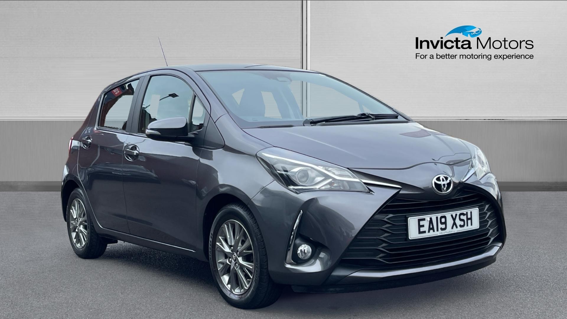 Main listing image - Toyota Yaris