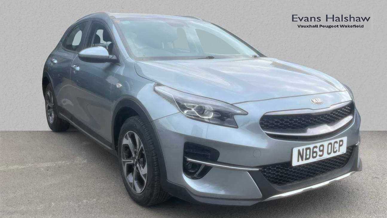 Main listing image - Kia XCeed