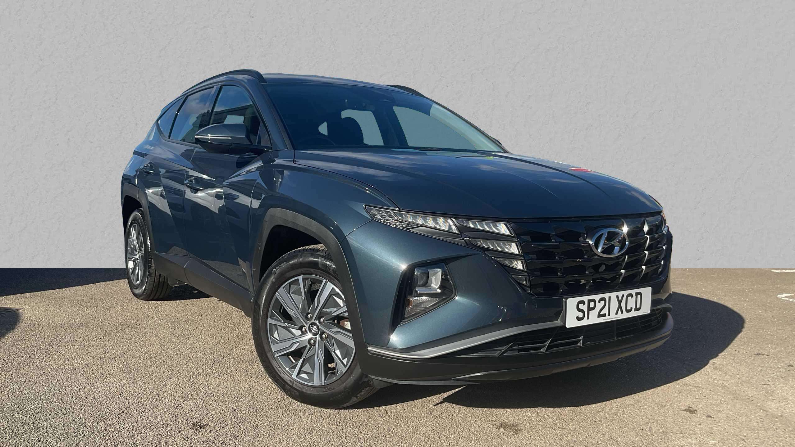 Main listing image - Hyundai Tucson