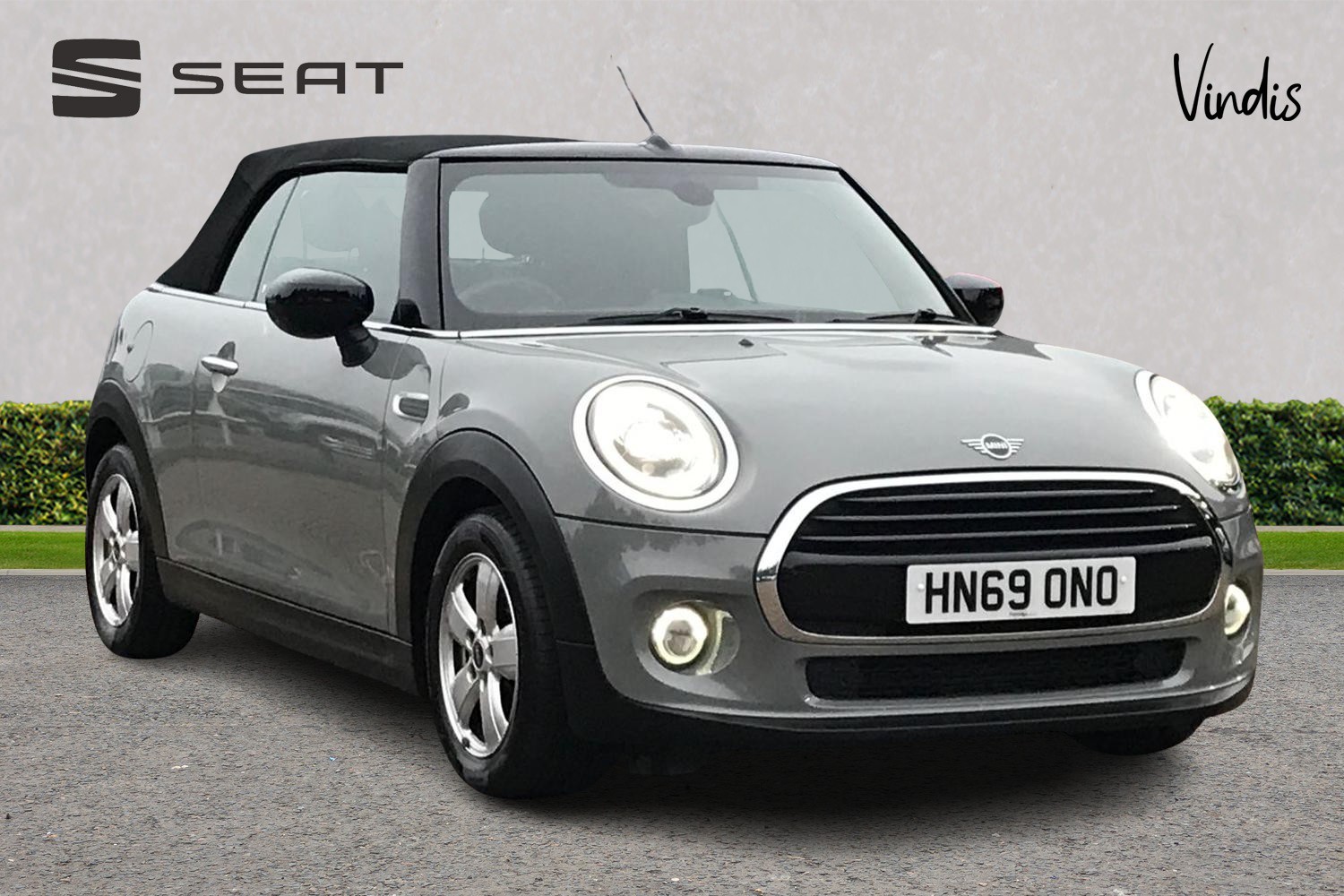 Main listing image - MINI Convertible