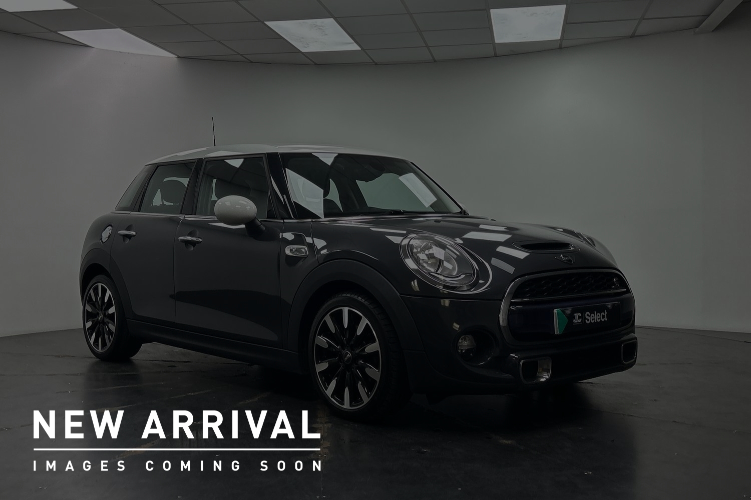 Main listing image - MINI Hatchback