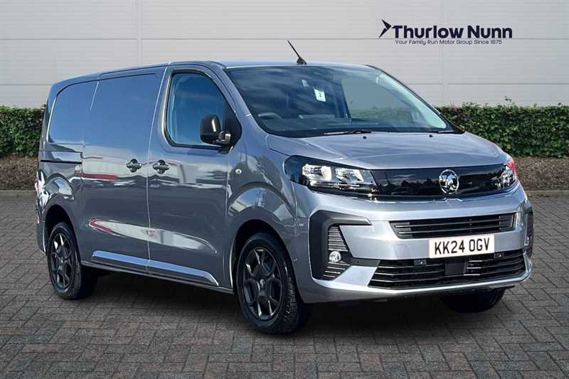 Main listing image - Vauxhall Vivaro