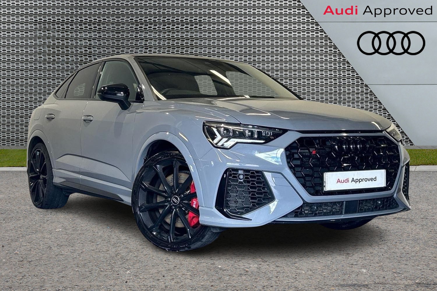 Main listing image - Audi RS Q3