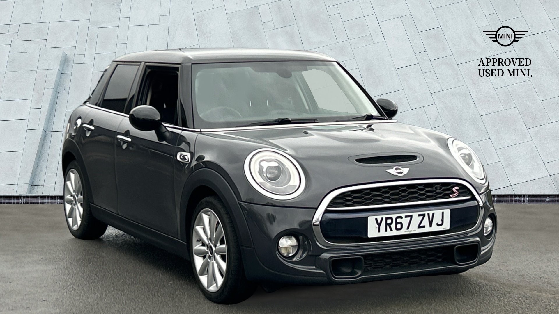 Main listing image - MINI Hatchback 5dr