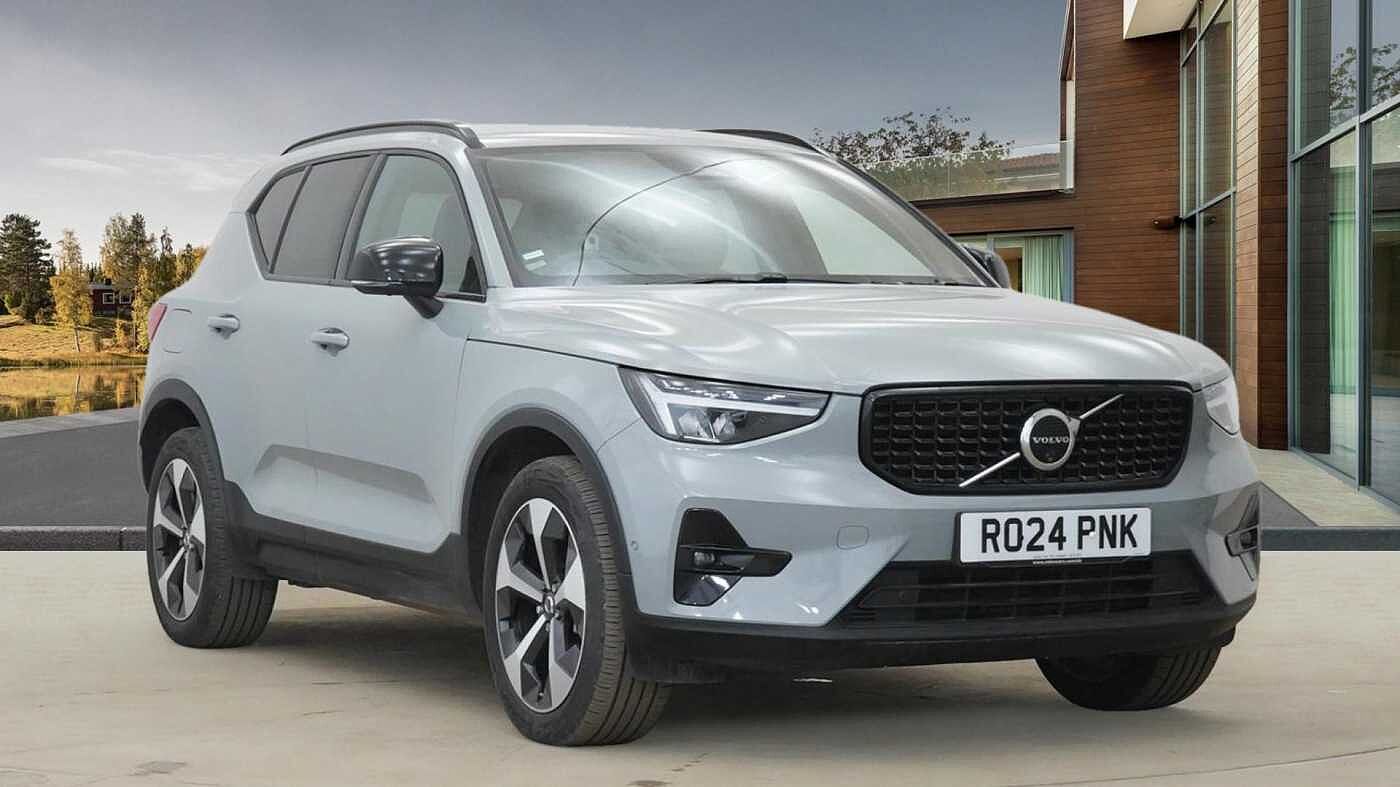 Main listing image - Volvo XC40