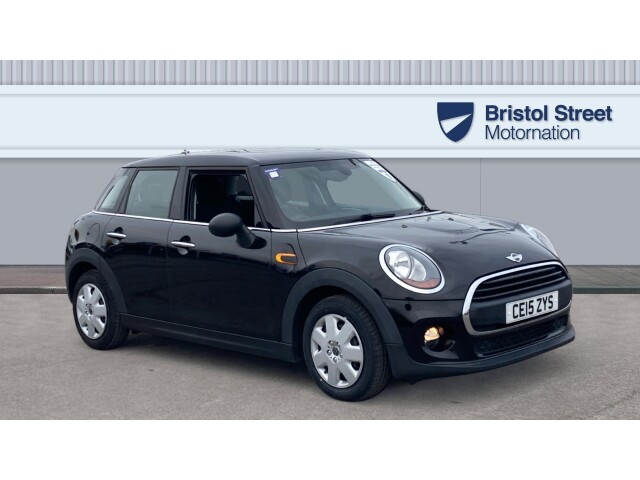 Main listing image - MINI Hatchback 5dr