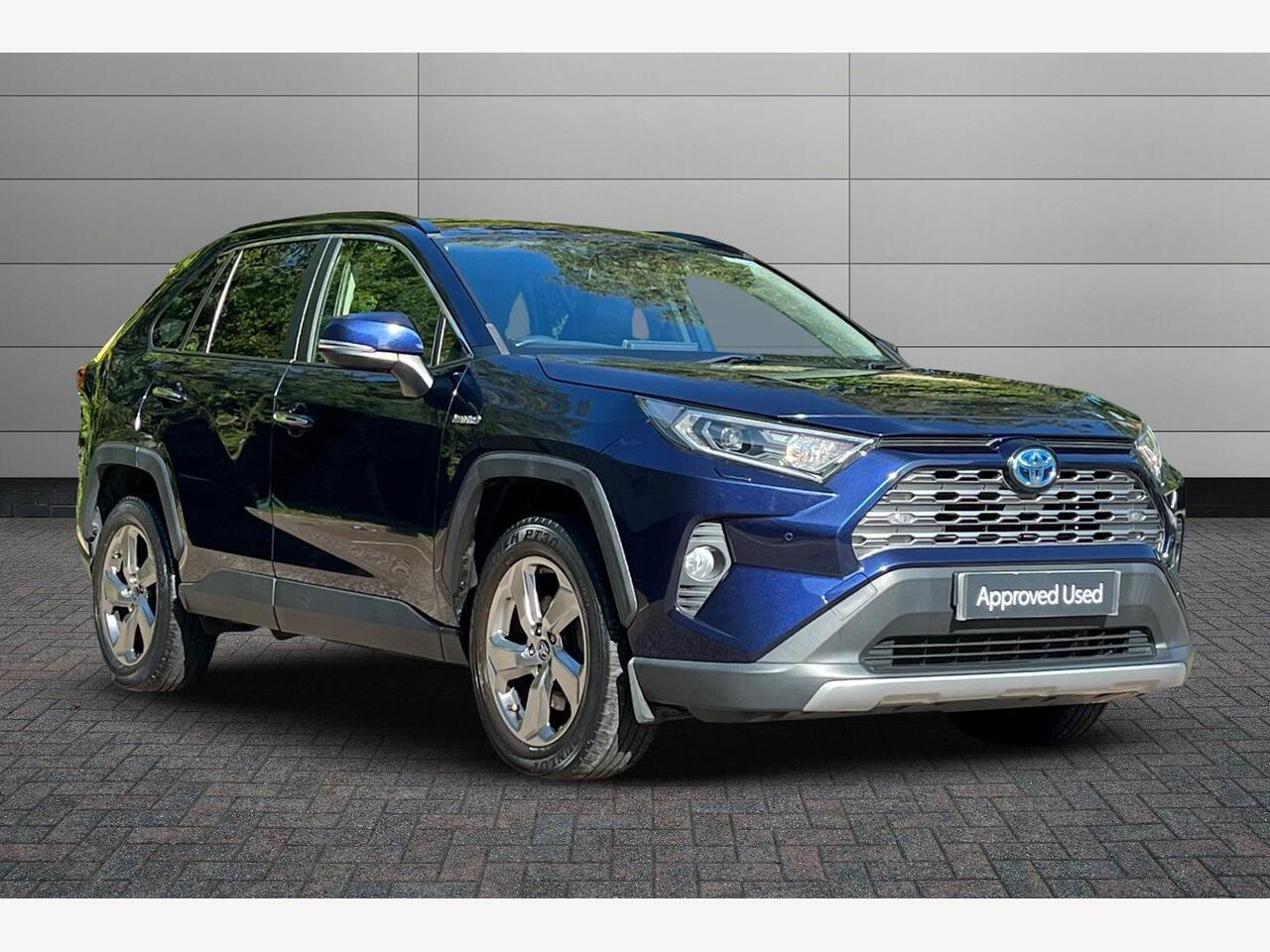 Main listing image - Toyota RAV4