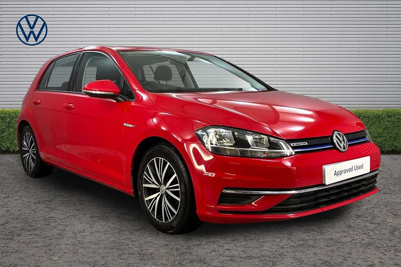 Main listing image - Volkswagen Golf