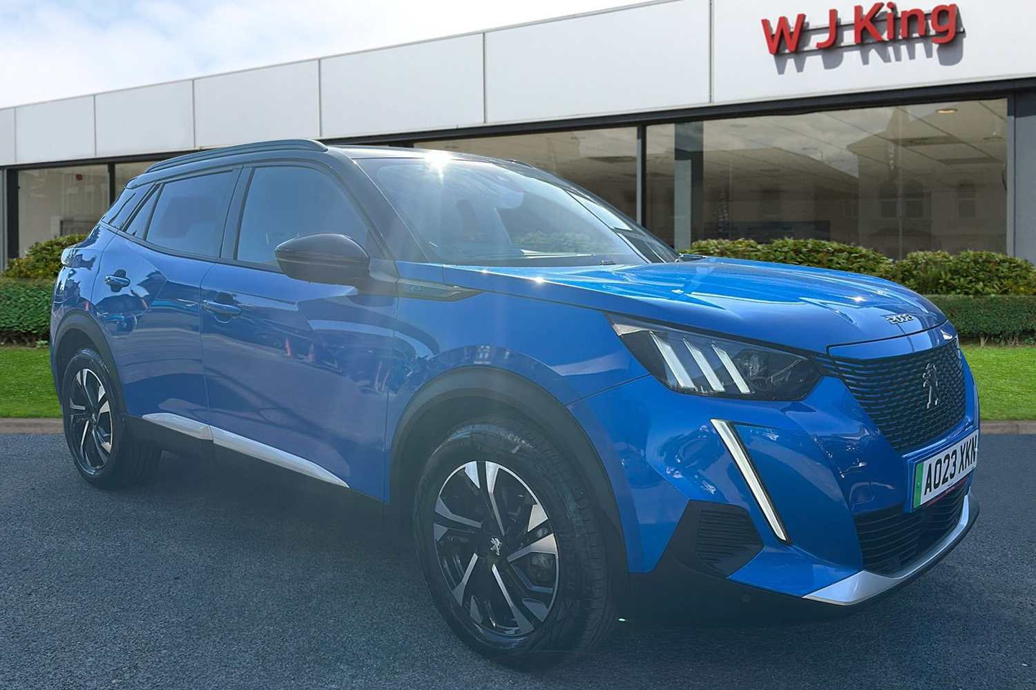 Main listing image - Peugeot 2008