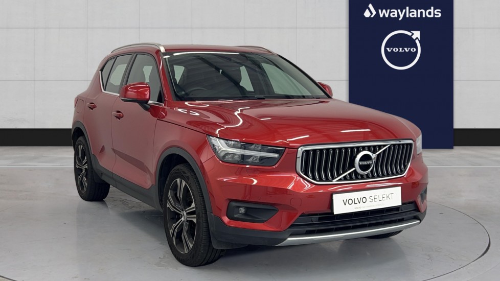 Main listing image - Volvo XC40