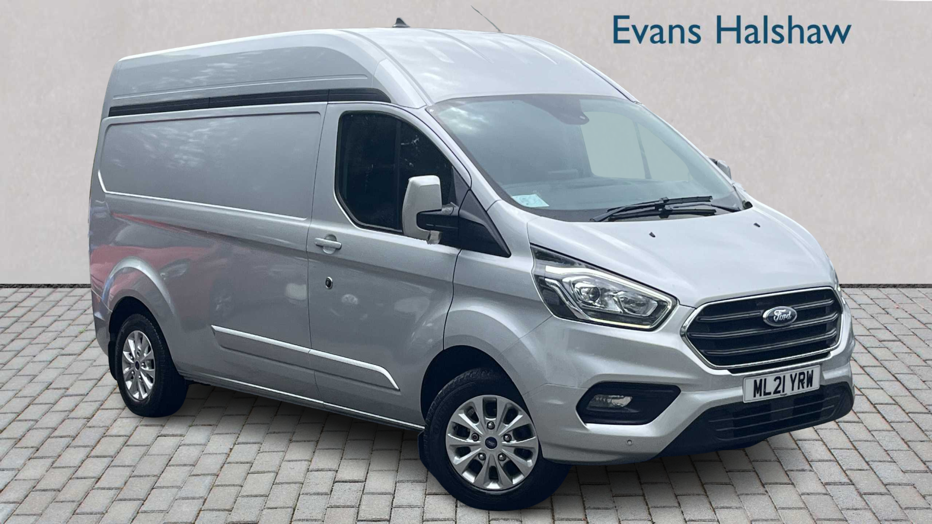 Main listing image - Ford Transit Custom