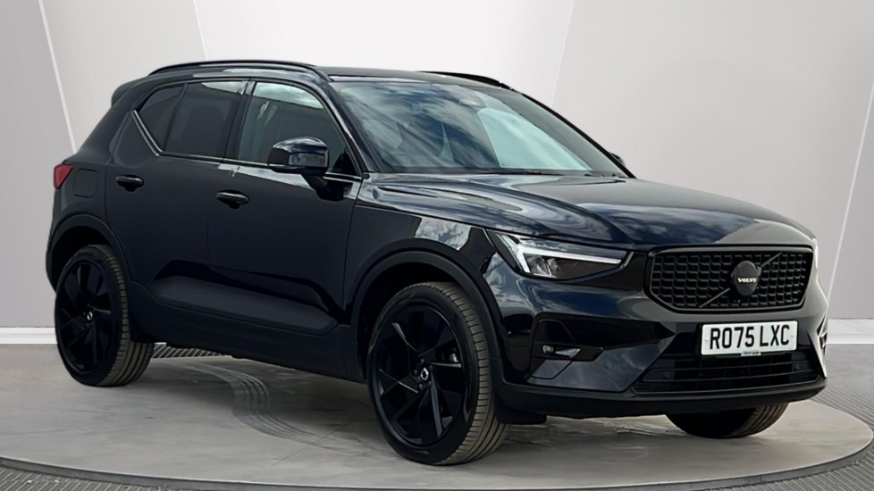 Main listing image - Volvo XC40