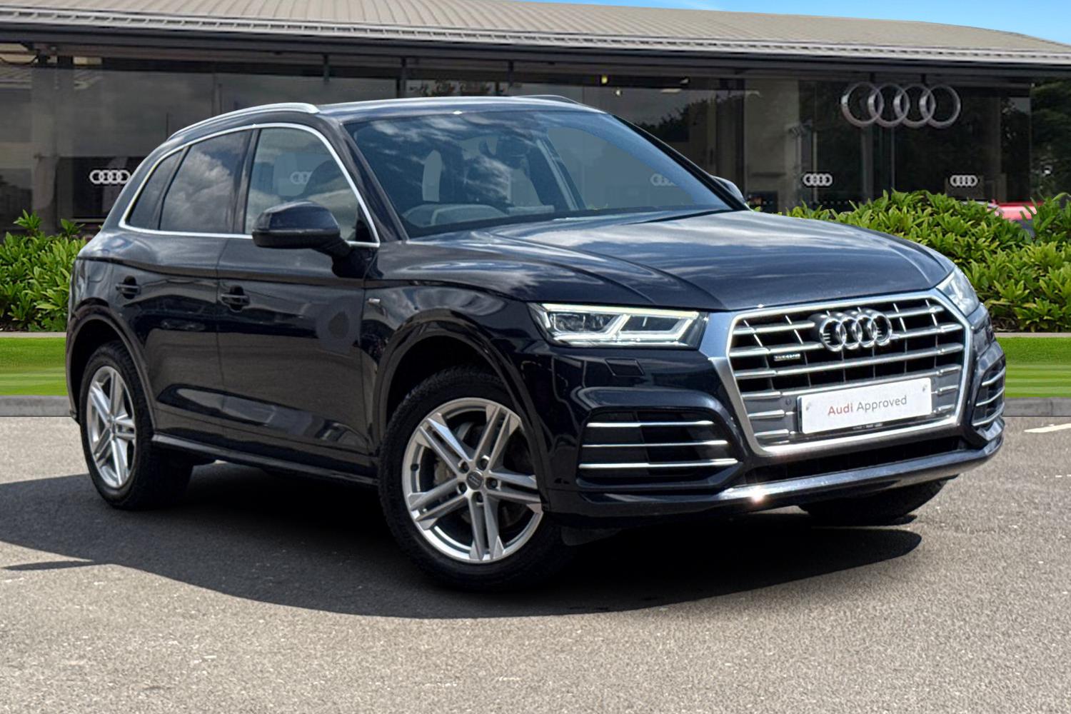Main listing image - Audi Q5