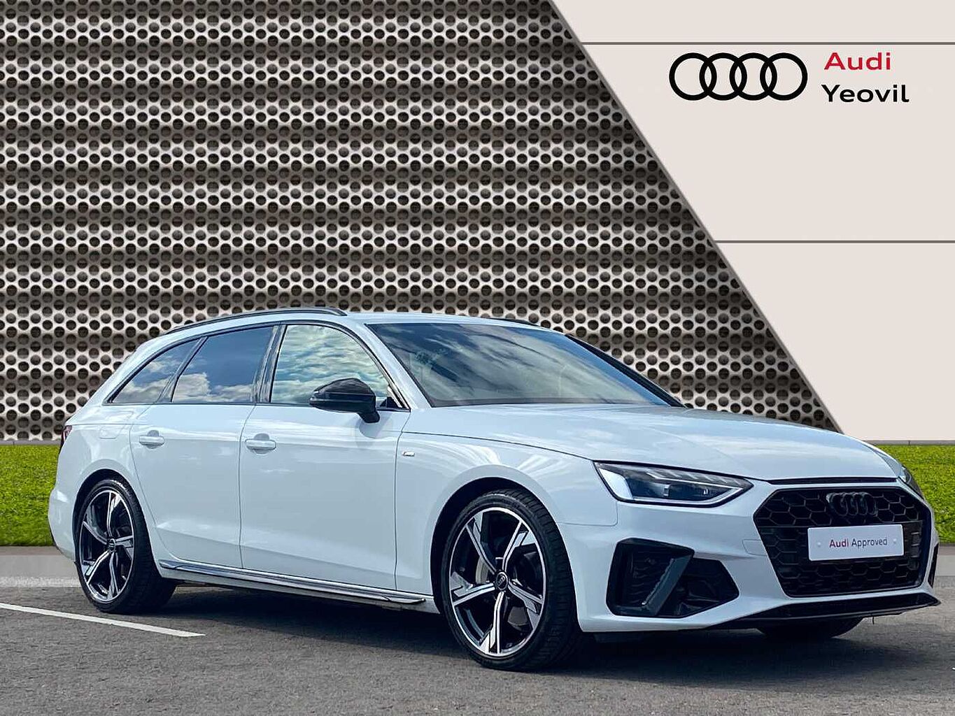 Main listing image - Audi A4 Avant