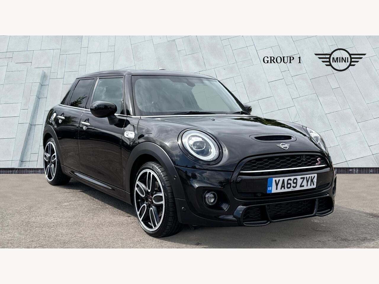 Main listing image - MINI Hatchback 5dr