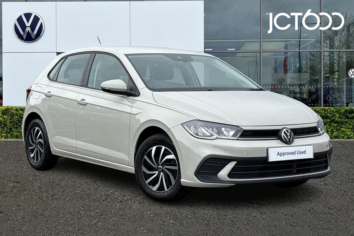 Main listing image - Volkswagen Polo