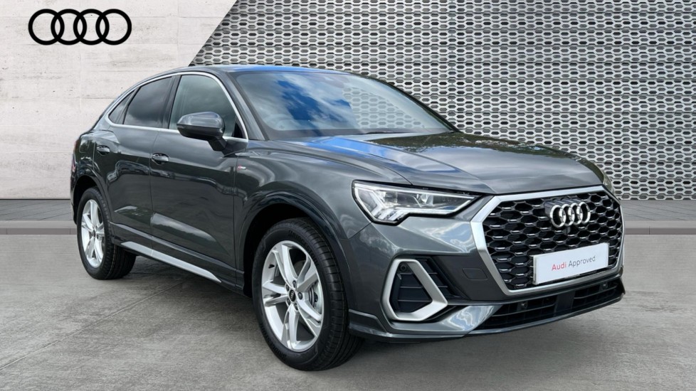 Main listing image - Audi Q3