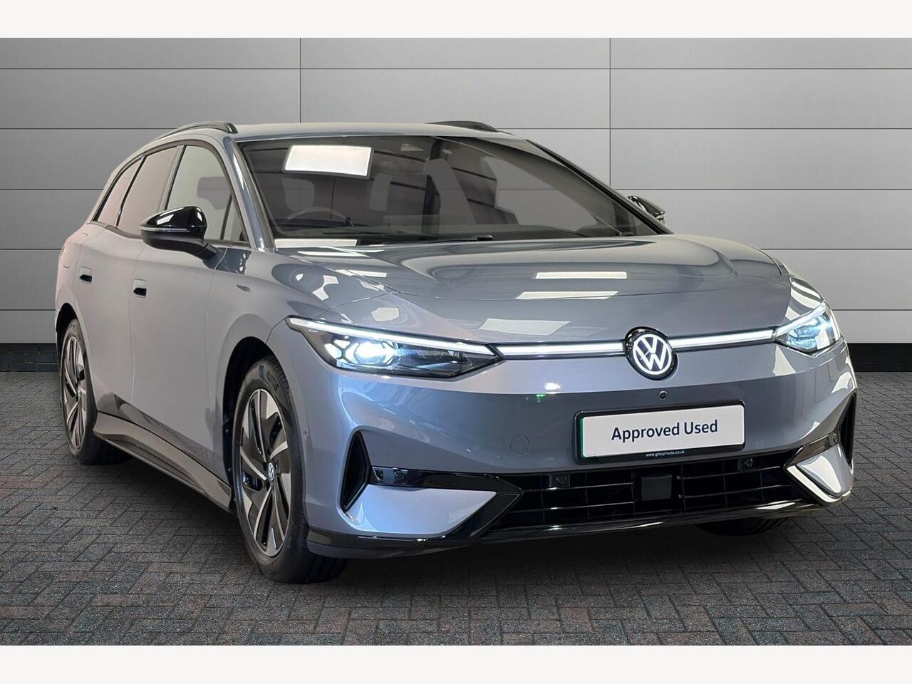 Main listing image - Volkswagen ID.7