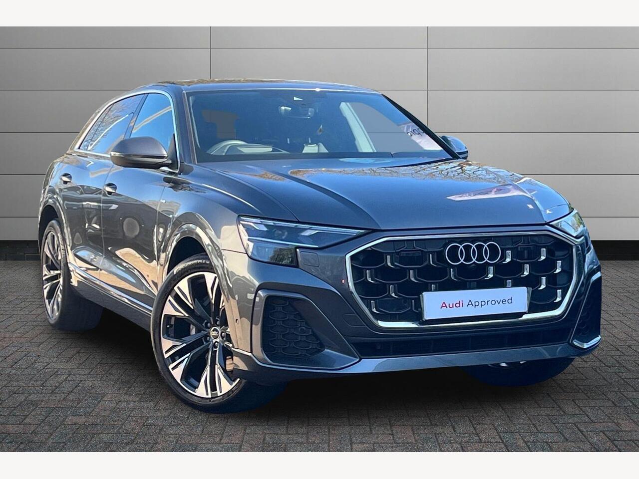 Main listing image - Audi Q8