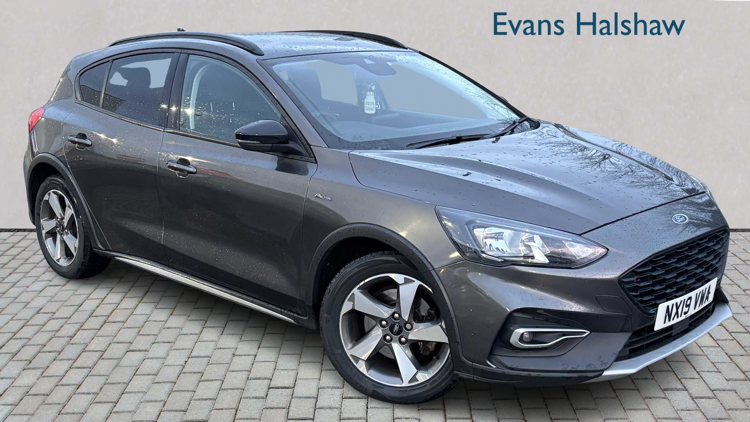 Main listing image - Ford Focus Active