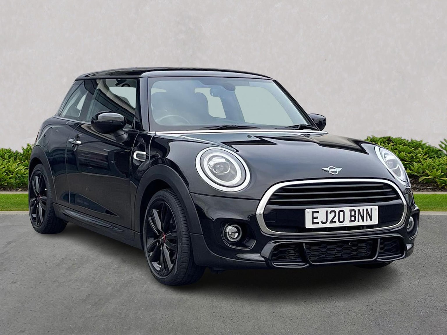 Main listing image - MINI Hatchback