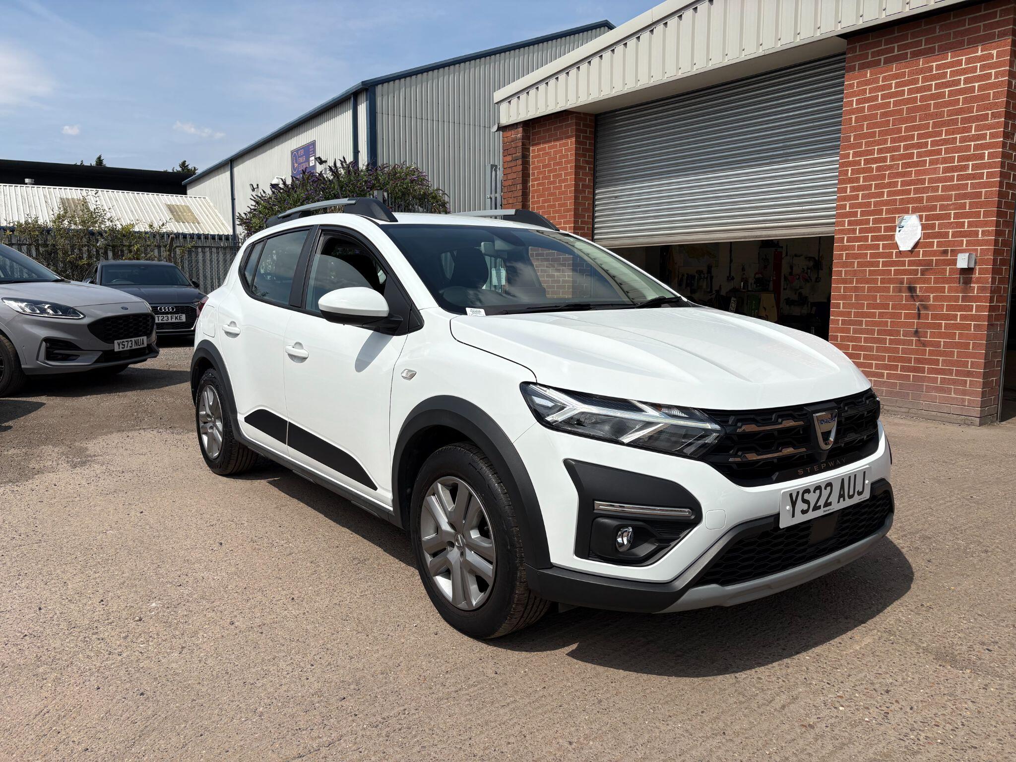 Main listing image - Dacia Sandero Stepway
