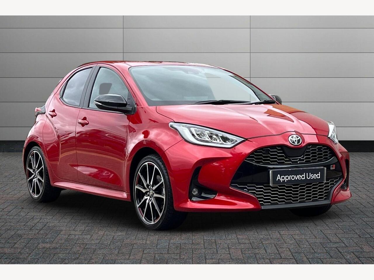 Main listing image - Toyota Yaris