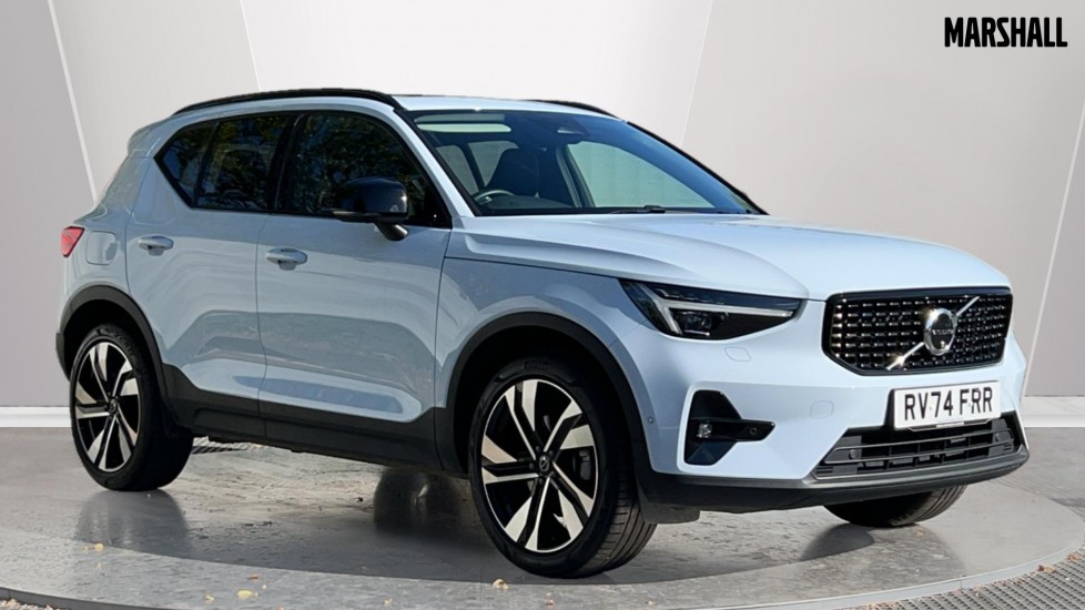 Main listing image - Volvo XC40