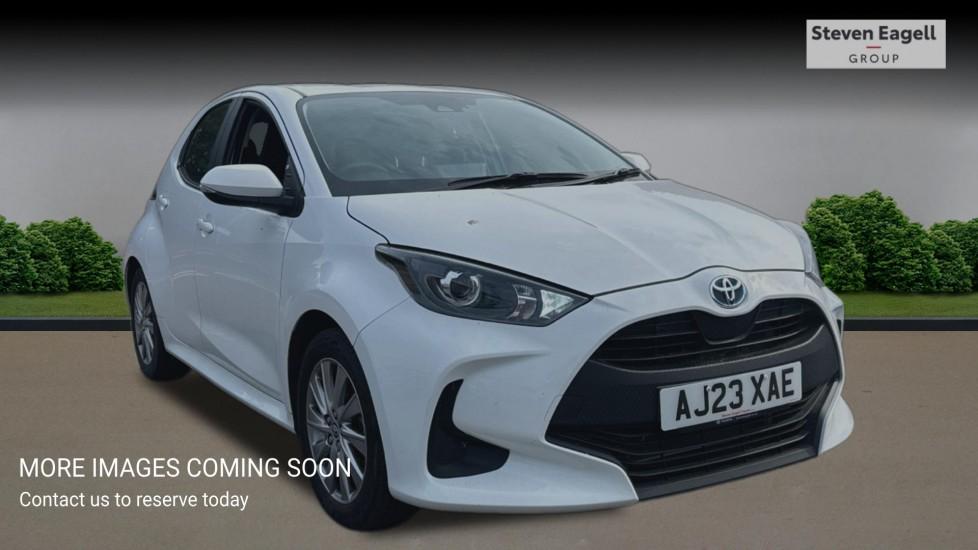 Main listing image - Toyota Yaris