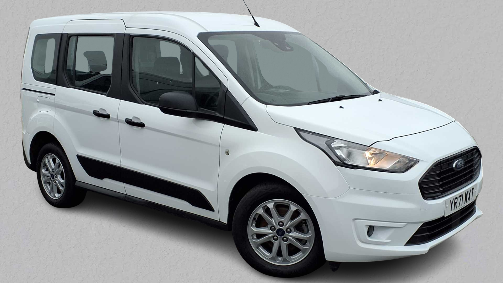 Main listing image - Ford Tourneo Connect