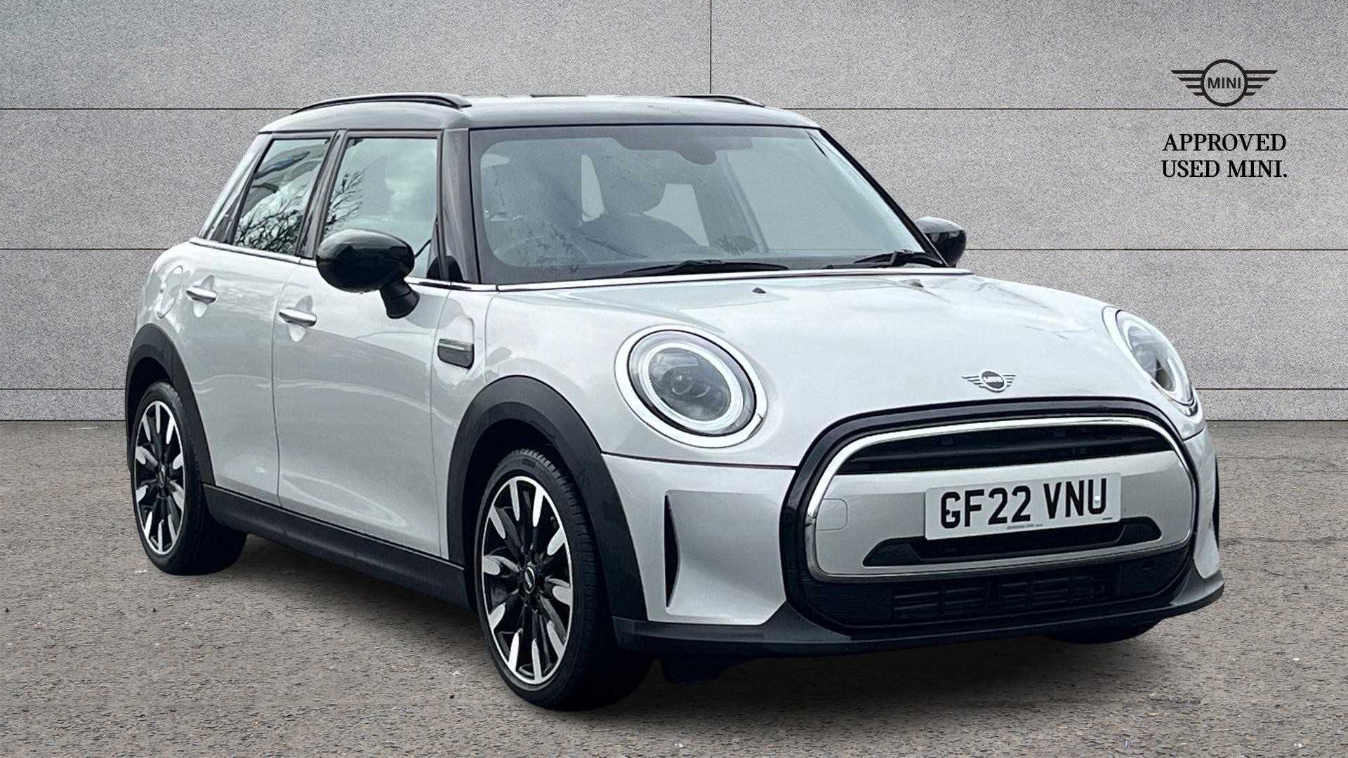 Main listing image - MINI Hatchback 5dr