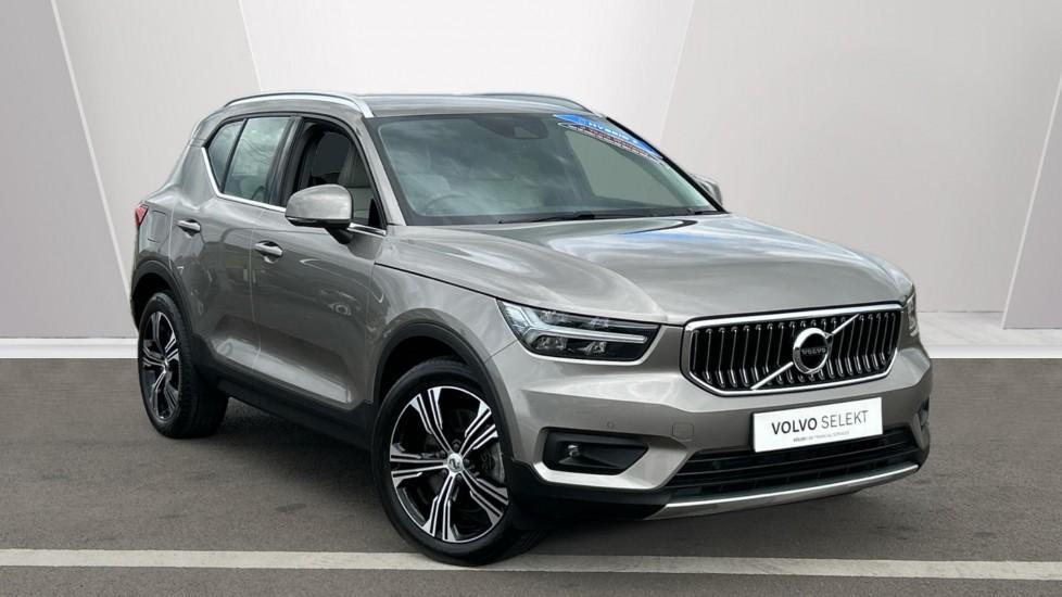 Main listing image - Volvo XC40 Recharge