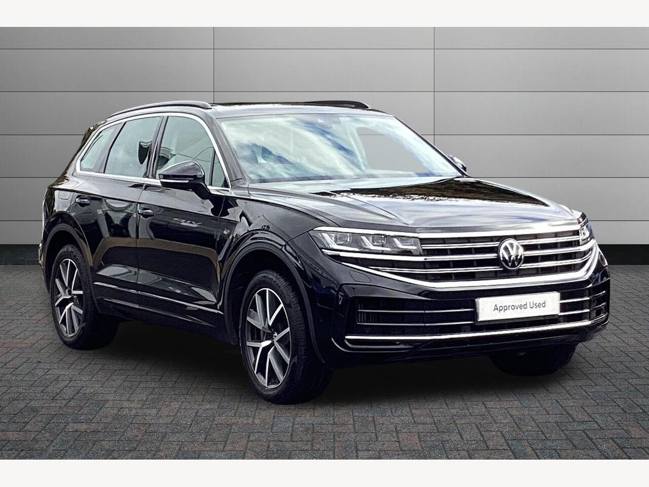 Main listing image - Volkswagen Touareg