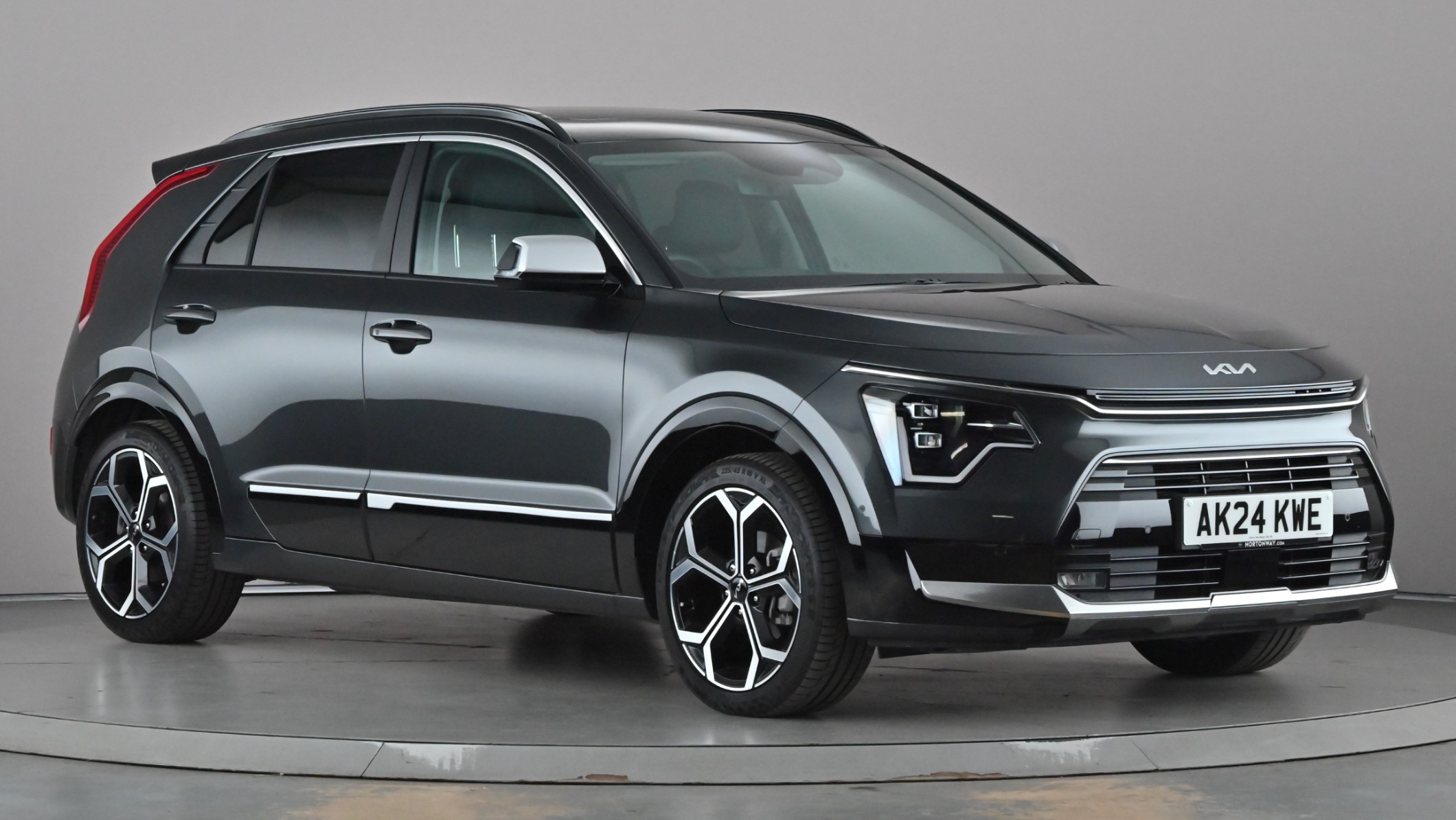 Main listing image - Kia Niro