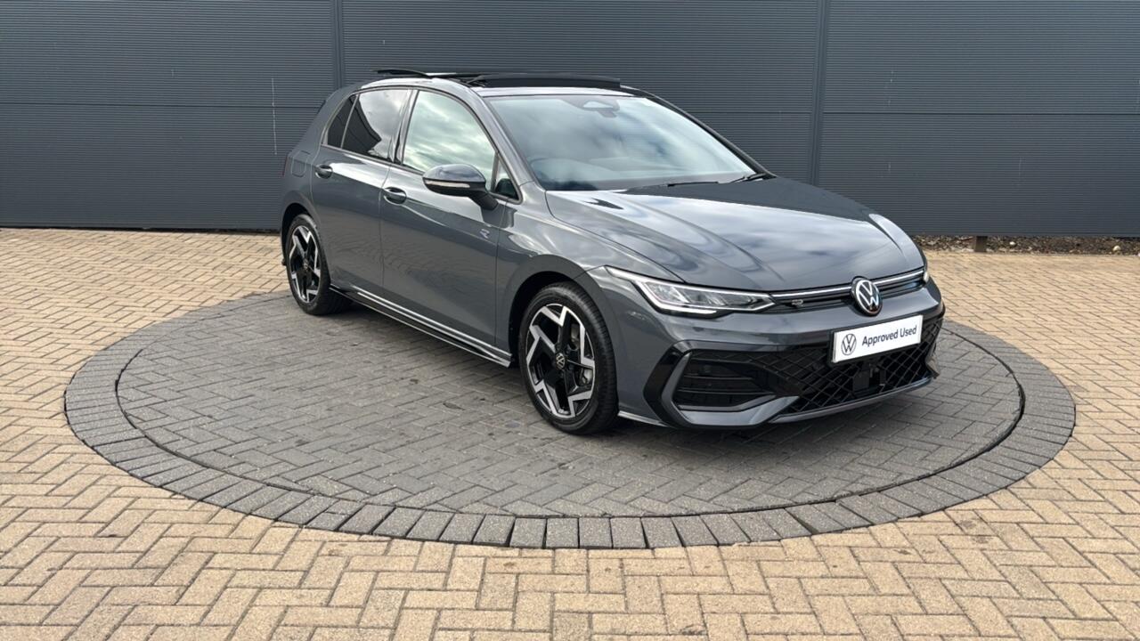 Main listing image - Volkswagen Golf